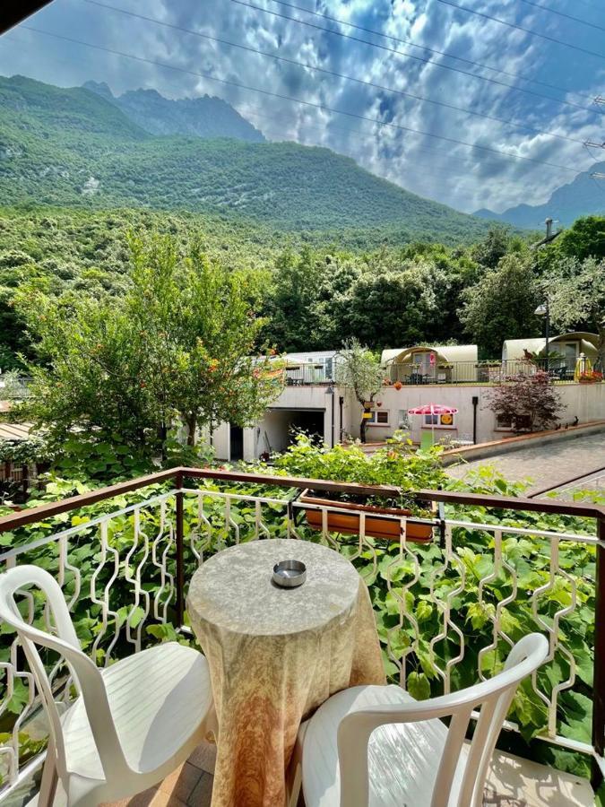 Hotel Baitone - Nature Village Malcesine Exteriör bild